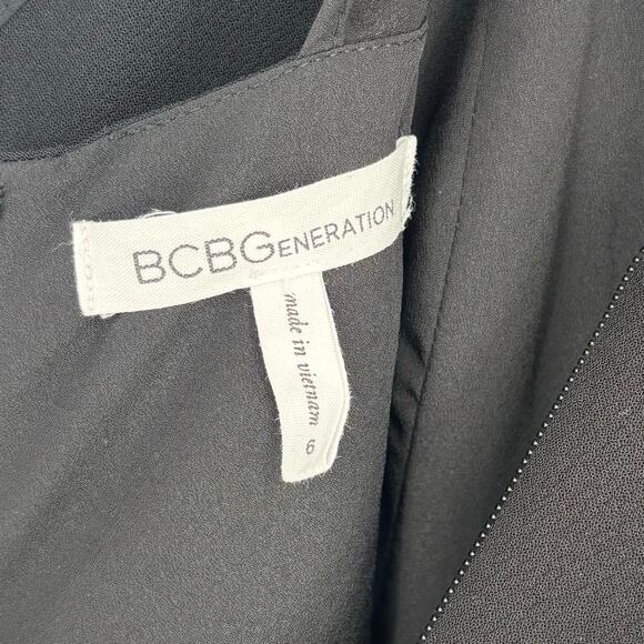 BCBGeneration Black Velvet Floral Keyhole Dress Size 6 - Picture 8 of 8